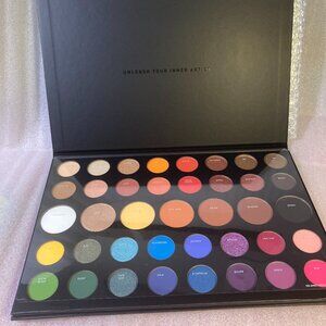 Morphe x James Charles Palette